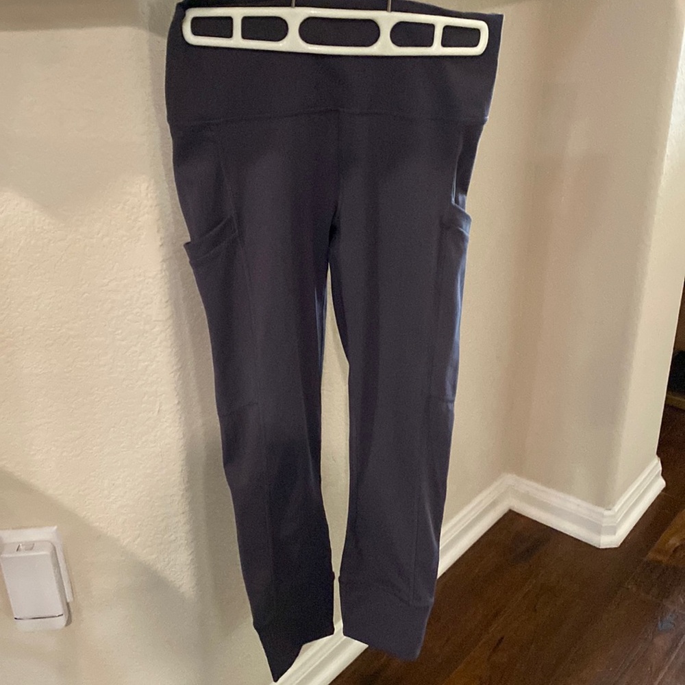 Fabletics Cropped Grey Leggings with Side Pockets